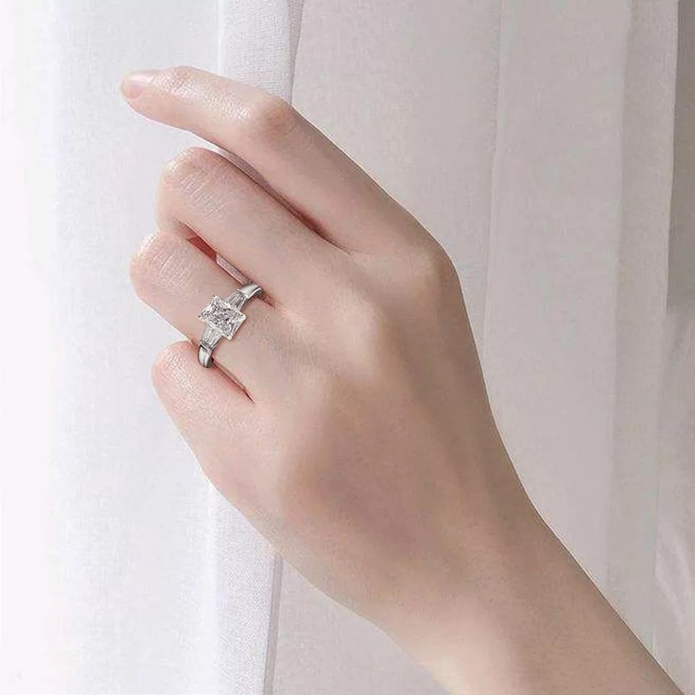 1.75Ct 6*8mm Emerald Cut Swarovski 1pcs Solitaire Ring